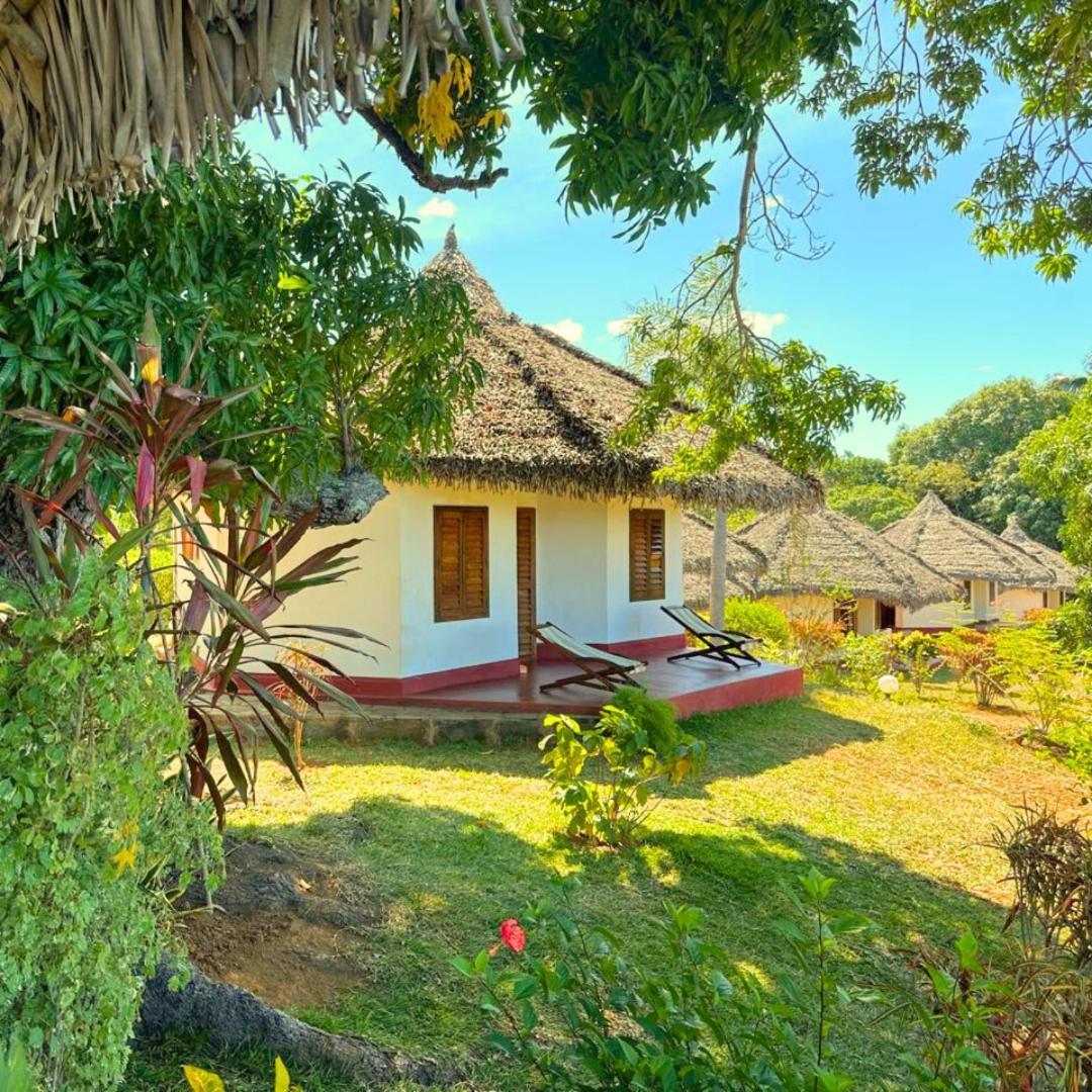 Wings Hotels Nosy-Be Ngoại thất bức ảnh